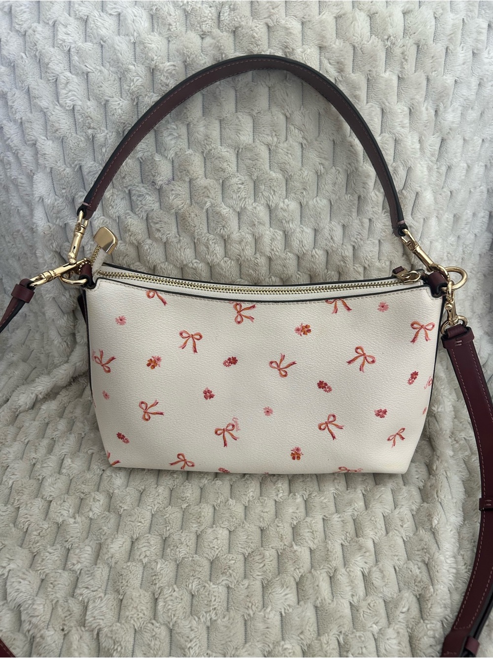 EUC Coach Clara Pink Bow Shoulder Crossbody Bag White Pebbled Leather Floral - Picture 5 of 9